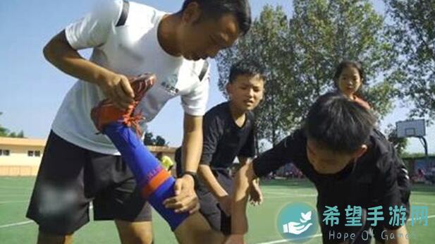 足球天才技巧揭秘！视频分析助你提升球技攻略全解