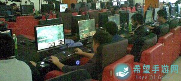 游戏王：决斗链接独家分享！三套沉默卡组构筑攻略，让你轻松登顶对决